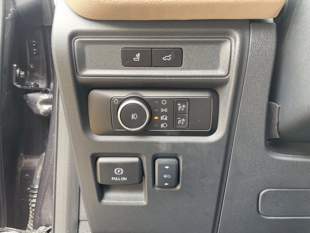 Used 2024 Ford Expedition Limited RWD image 18