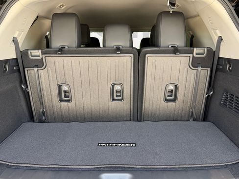 New 2026 Nissan Pathfinder SL w/ Cargo Package FWD image 15