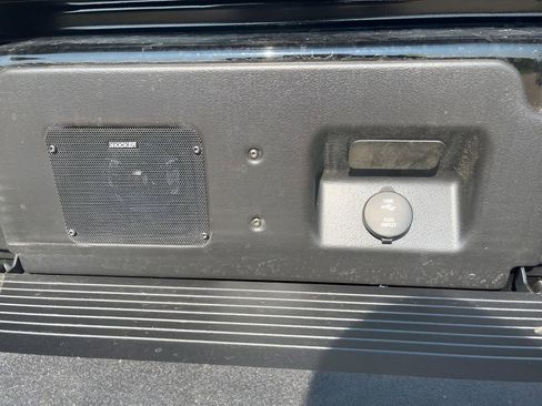 Used 2023 GMC Sierra 1500 AT4X image 46