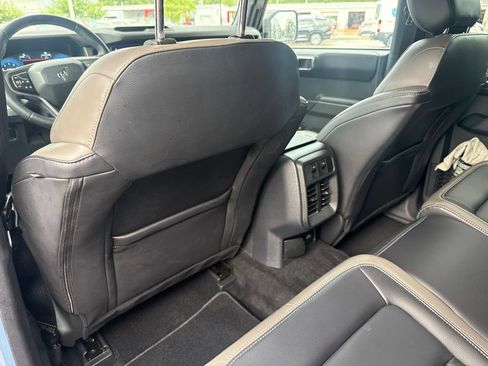 Used 2025 Ford Bronco Outer Banks AWD/4WD image 16