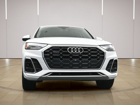 Used 2022 Audi Q5 2.0T Premium Plus AWD/4WD image 23