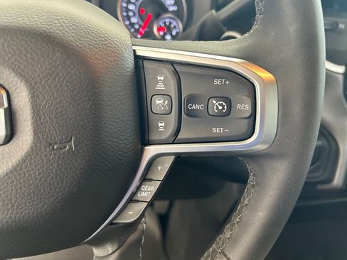 Used 2025 RAM 2500 Big Horn AWD/4WD image 39