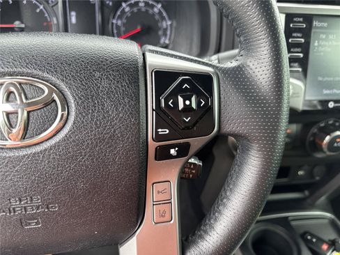 Used 2021 Toyota 4Runner SR5 Premium RWD image 12