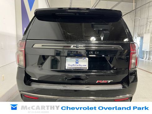 Used 2022 Chevrolet Suburban RST AWD/4WD image 6