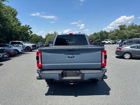 Used 2023 Ford F250 Lariat w/ Lariat Ultimate Package AWD/4WD image 5