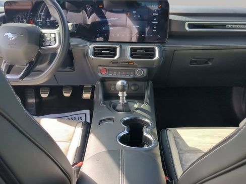 Certified 2025 Ford Mustang GT Premium image 43