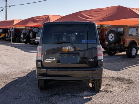 Used 2006 Scion xB image 7