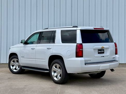 Used 2017 Chevrolet Tahoe Premier AWD/4WD image 4