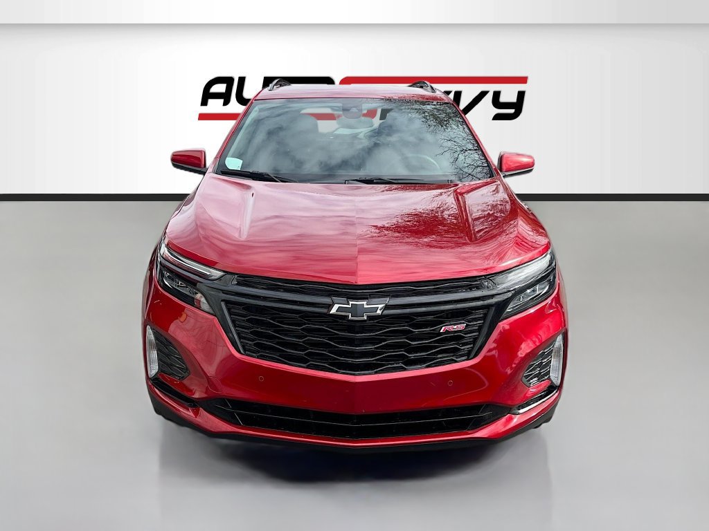 Used 2024 Chevrolet Equinox RS w/ LPO, Floor Liner Package AWD/4WD image 2