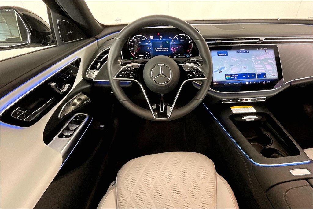 Used 2026 Mercedes-Benz E 350 4MATIC Sedan image 5