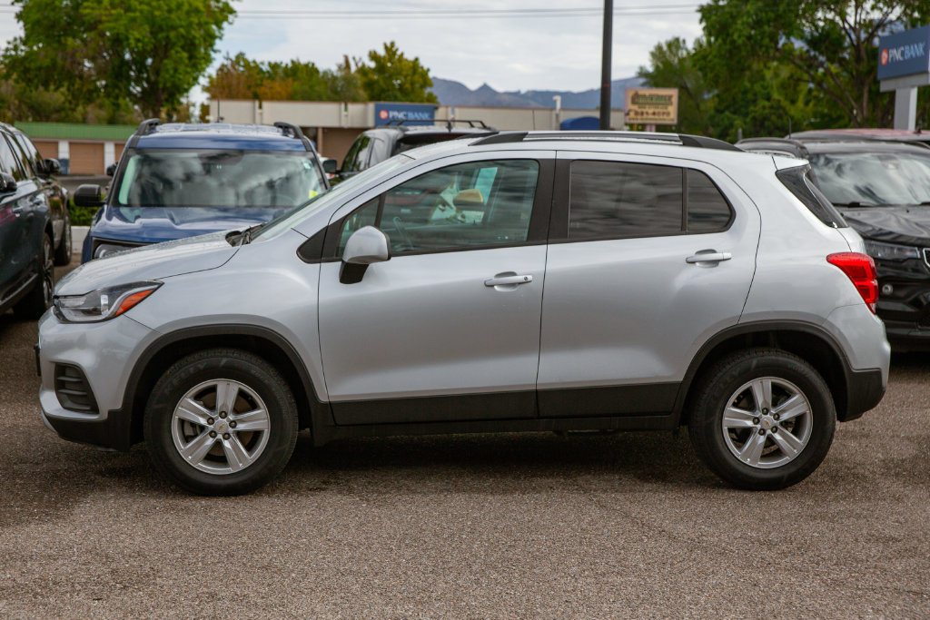 Used 2021 Chevrolet Trax LT AWD/4WD image 8
