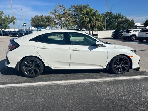 Used 2019 Honda Civic Sport Touring image 6