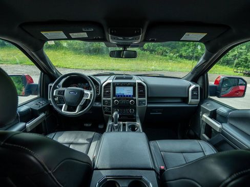 Used 2020 Ford F150 Lariat w/ Equipment Group 502A Luxury AWD/4WD image 11