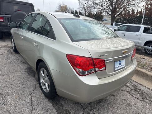 Used 2015 Chevrolet Cruze LT image 6