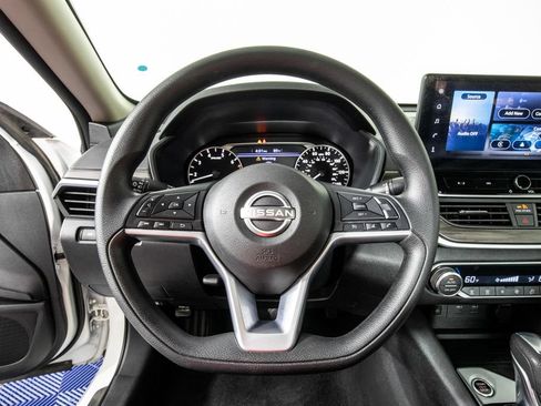 Used 2025 Nissan Altima 2.5 SV w/ SV Special Edition Package FWD image 20