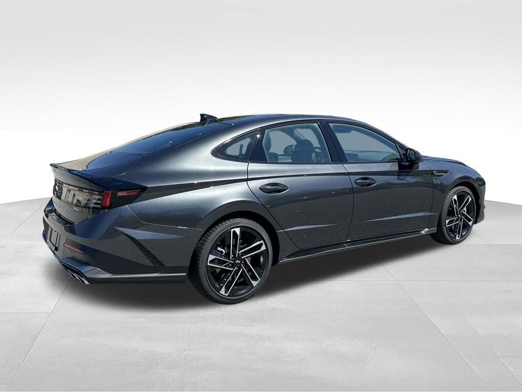 New 2026 Hyundai Sonata N Line FWD image 7