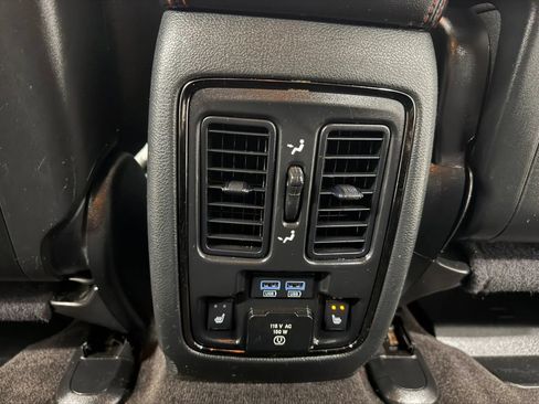 Used 2018 Dodge Durango GT w/ Premium Group AWD/4WD image 29