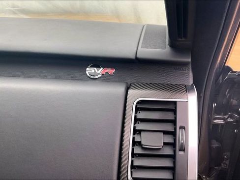 Used 2020 Land Rover Range Rover Sport SVR image 17