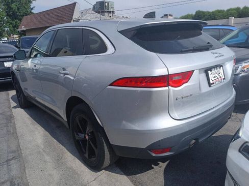 Used 2020 Jaguar F-PACE Premium image 4