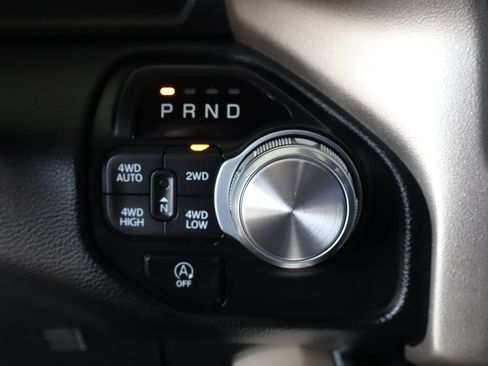 Used 2019 RAM 1500 Laramie AWD/4WD image 23