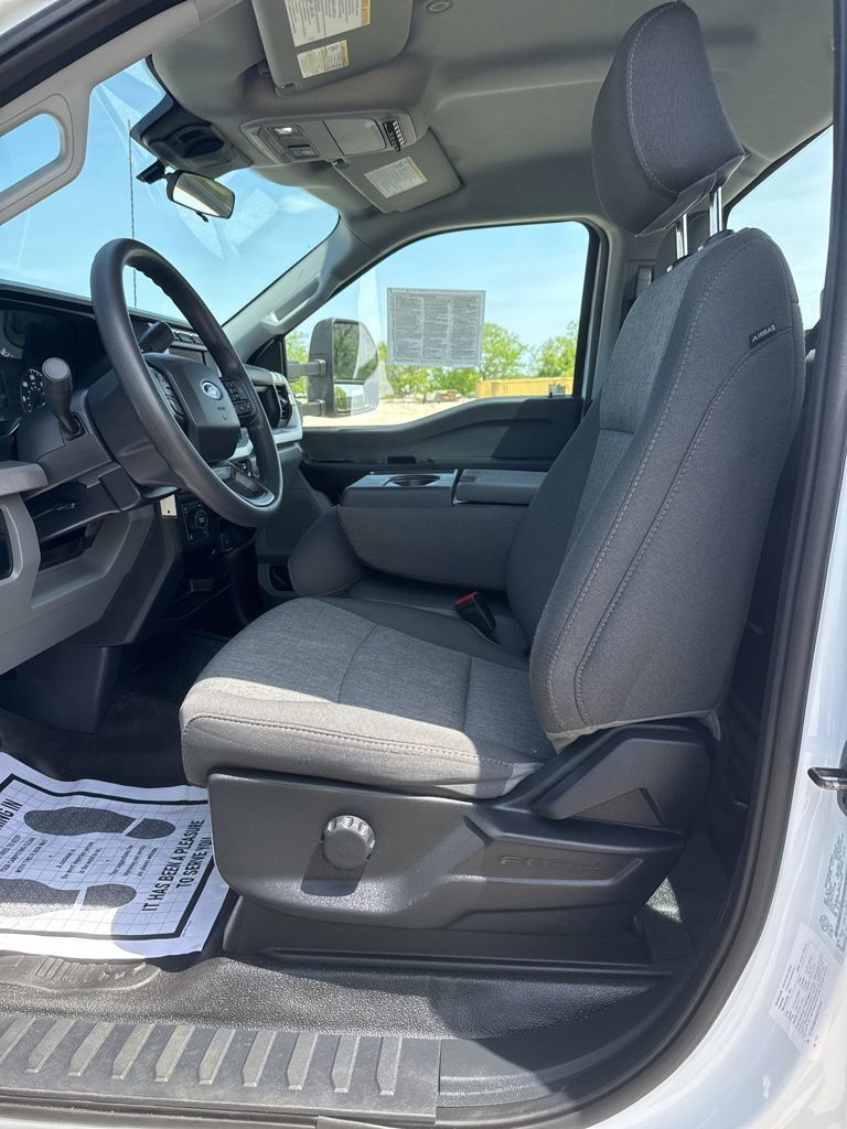 Used 2024 Ford F250 XL w/ XL Chrome Package AWD/4WD image 14