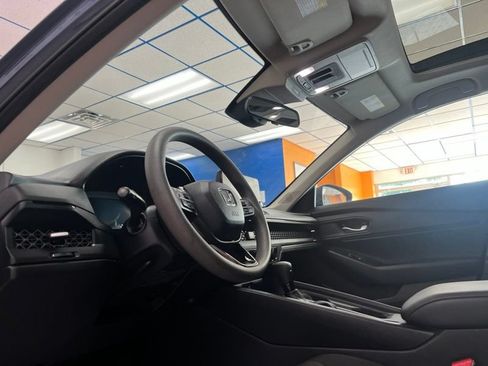 Used 2025 Honda Accord SE image 20