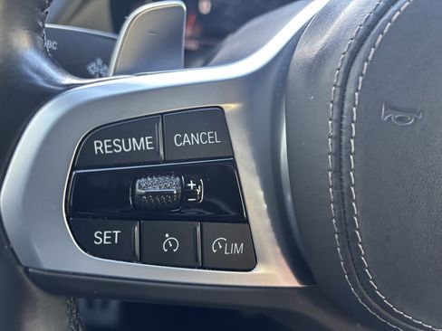 Used 2023 BMW X5 xDrive40i w/ M Sport Package image 11