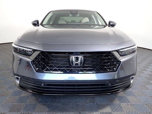 Used 2024 Honda Accord Touring image 13