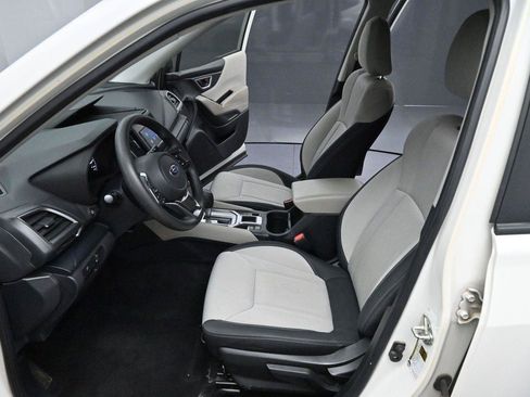 Used 2021 Subaru Forester AWD/4WD image 11