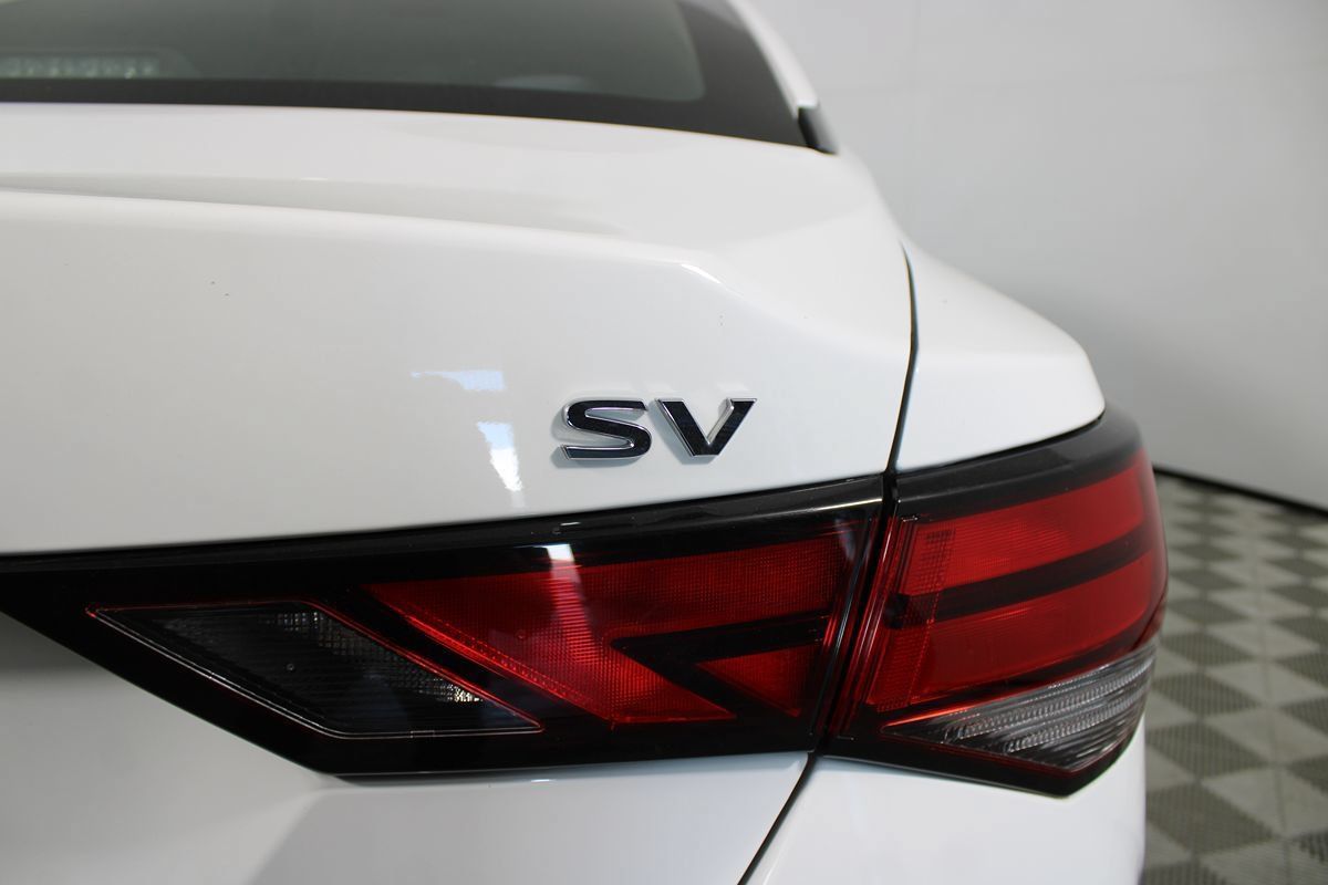 Used 2024 Nissan Sentra SV FWD image 8