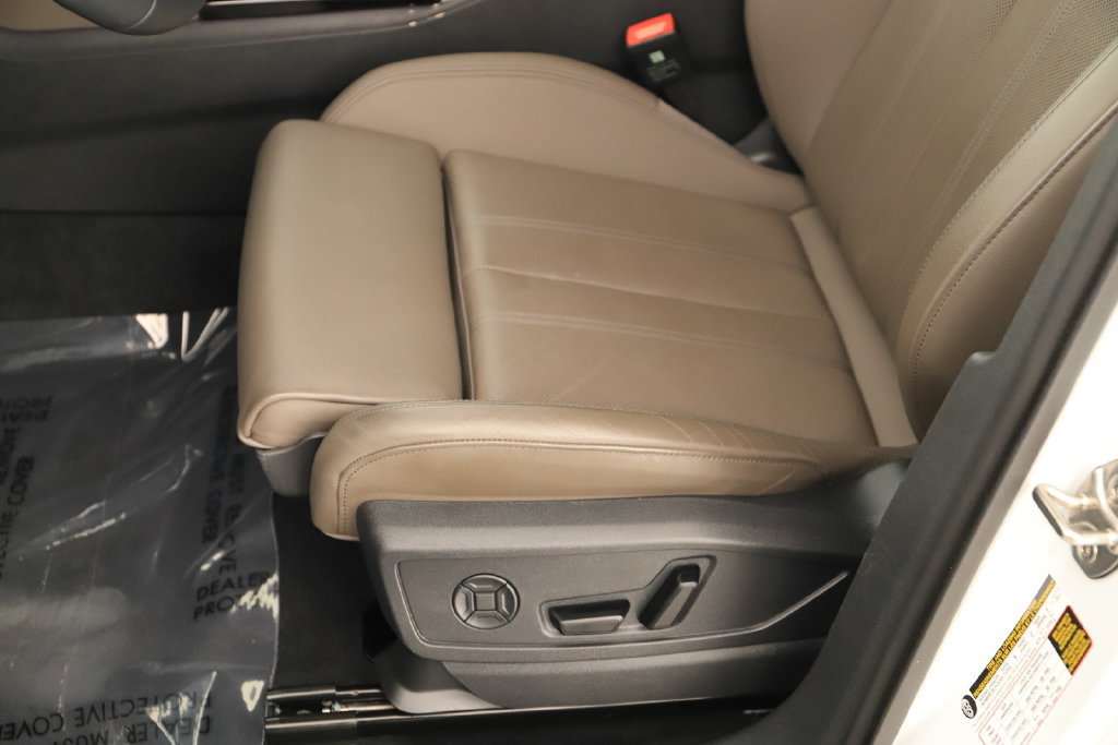 Certified 2025 Audi Q5 Prestige AWD/4WD image 25