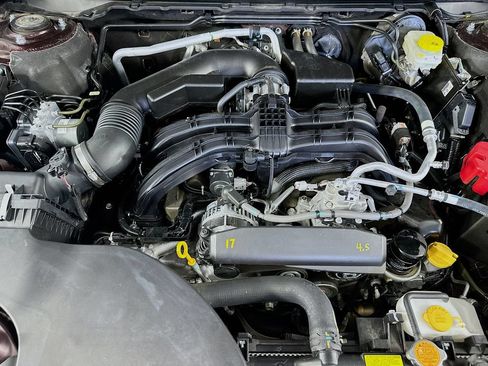 Certified 2025 Subaru Outback Limited AWD/4WD image 38