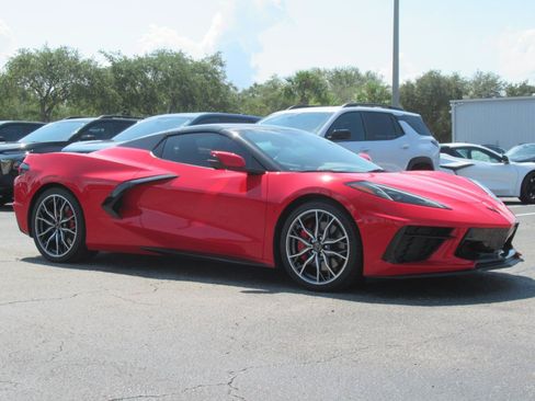 Used 2023 Chevrolet Corvette Stingray Premium Conv w/ Z51 Performance Package RWD image 5