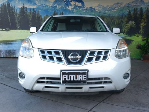 Used 2013 Nissan Rogue S w/ Special Edition Pkg image 2