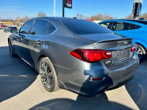 Used 2017 INFINITI Q70 L 3.7 image 4