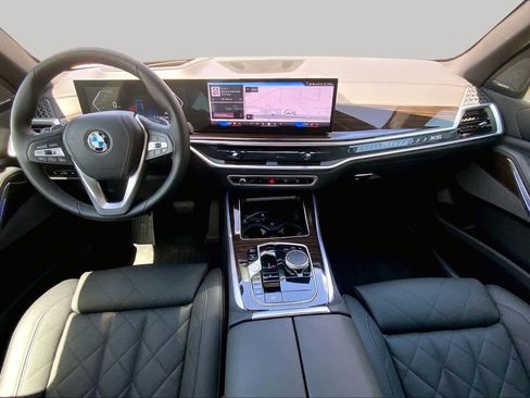 Used 2024 BMW X5 xDrive40i w/ Premium Package AWD/4WD image 15