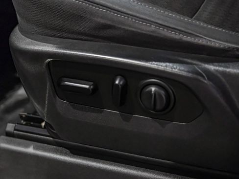 Used 2019 Chevrolet Silverado 1500 LT w/ All-Star Edition image 30