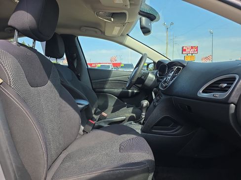 Used 2014 Dodge Dart SXT image 18