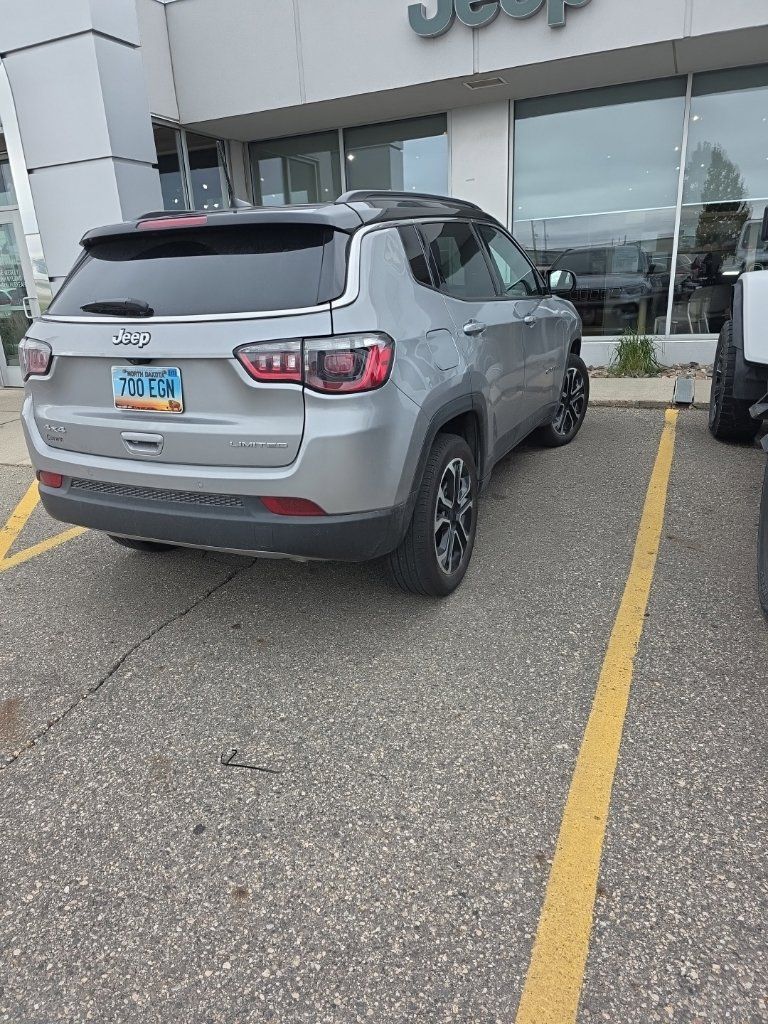 Certified 2024 Jeep Compass Limited AWD/4WD image 5