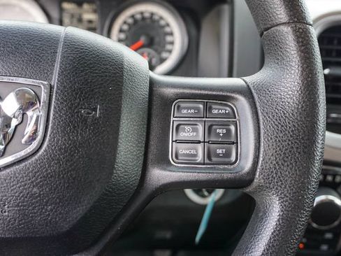 Used 2019 RAM 1500 Classic SLT AWD/4WD image 26