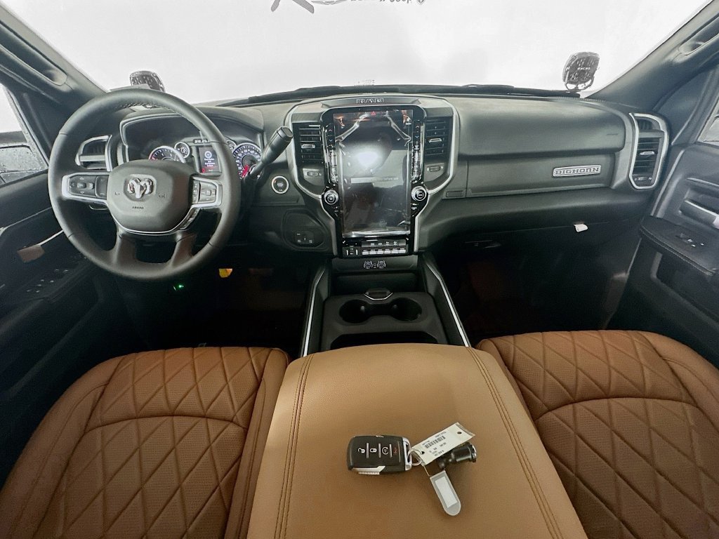 New 2025 RAM 2500 Big Horn AWD/4WD image 9