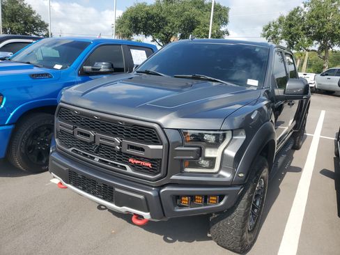 Used 2019 Ford F150 Raptor w/ Equipment Group 802A Luxury AWD/4WD image 4