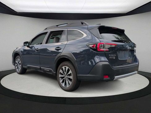 Used 2025 Subaru Outback Limited AWD/4WD image 6