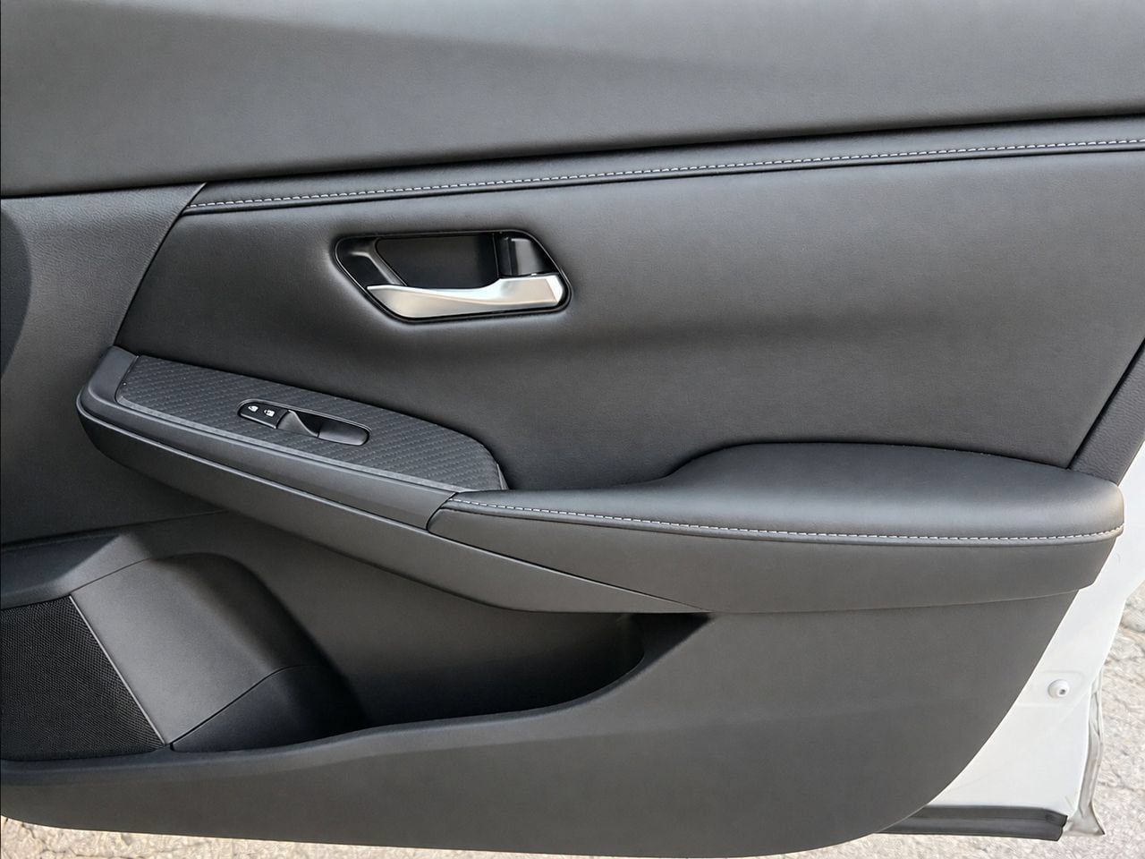 Used 2022 Nissan Sentra SV w/ All-Weather Package FWD image 38