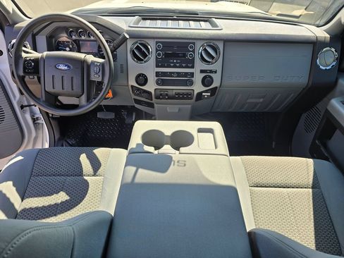 Used 2015 Ford F250 XLT w/ XLT Value Package AWD/4WD image 9