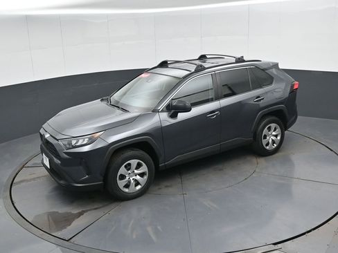 Used 2021 Toyota RAV4 LE w/ Carpet Mat Package (TMS) image 45