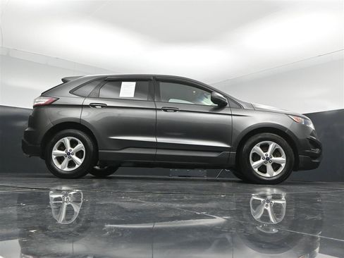 Used 2016 Ford Edge SE AWD/4WD image 30
