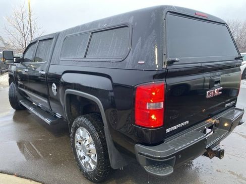 Used 2015 GMC Sierra 2500 Denali w/ Duramax Plus Package image 6