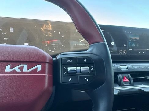 Used 2025 Kia K4 GT-Line w/ GT-Line Premium Package FWD image 14