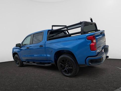Used 2022 Chevrolet Silverado 1500 Custom w/ LPO, Dark Essentials Package AWD/4WD image 6